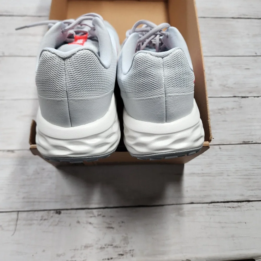 Sz‎ 10 WMNS NIKE Revolution 6 NN Pure Platinum Crimson DC3729 010 No Lid